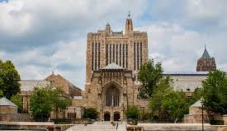 Sterling Memorial Library